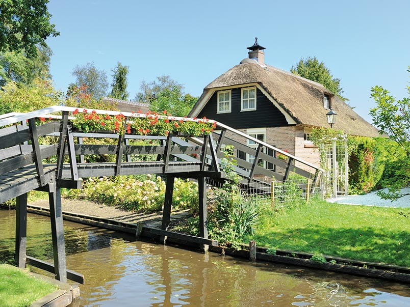 Canals and cottages in Giethoorn, Netherlands